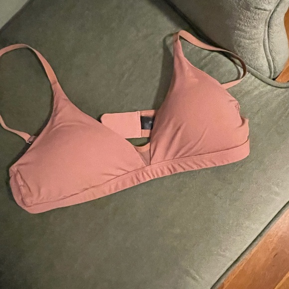 2 Pepper Limitless Wirefree Scoop bra Size M - Picture 7 of 15